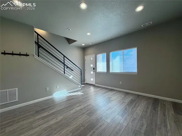 78 Cheyenne BLVD, Colorado Springs, CO 80905