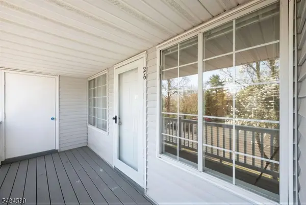 26 Larkspur Ct #26, Bedminster Twp., NJ 07921