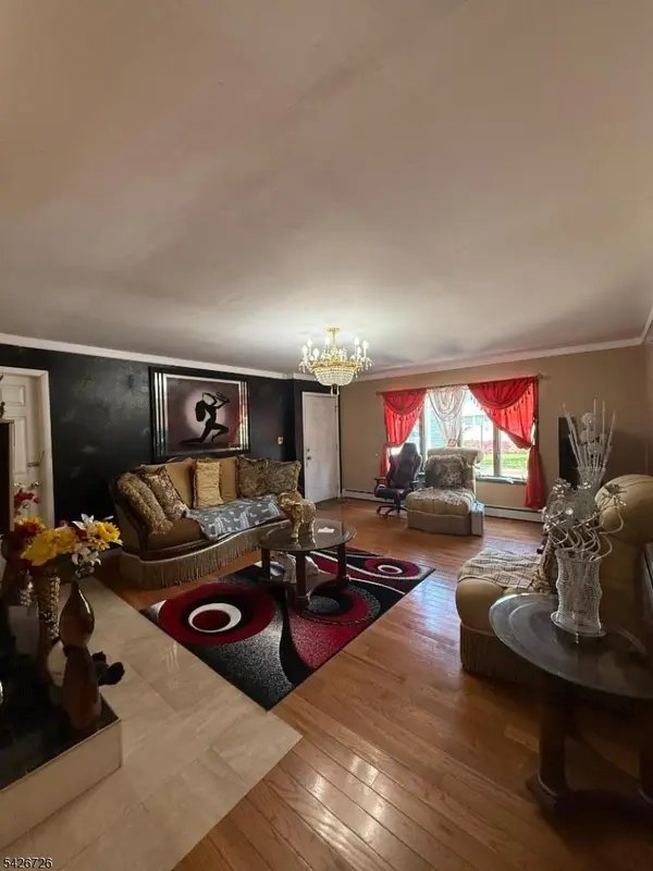 109 Washington Ave, Carteret Boro, NJ 07008