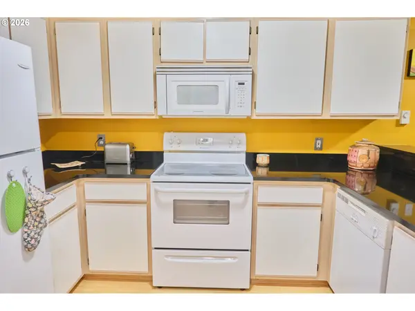 5156 SW MULTNOMAH BLVD #G, Portland, OR 97219