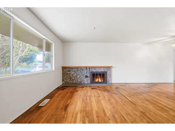 1330 SE 168TH PL, Portland, OR 97233