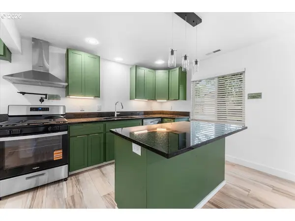 9504 SE 77TH AVE, Milwaukie, OR 97222