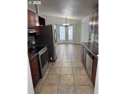 5 WESTVIEW DR, Hermiston, OR 97838