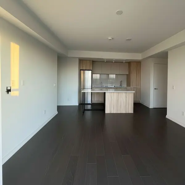 7950 Bathurst ST #2503, Vaughan, ON L4J 0L4