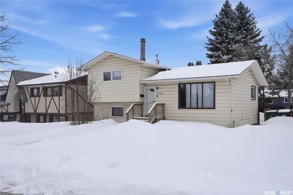 3530 Parkdale ROAD, Saskatoon, SK S7H 4W4