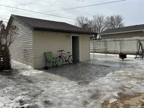 918 Albert STREET, Estevan, SK S4A 1S3