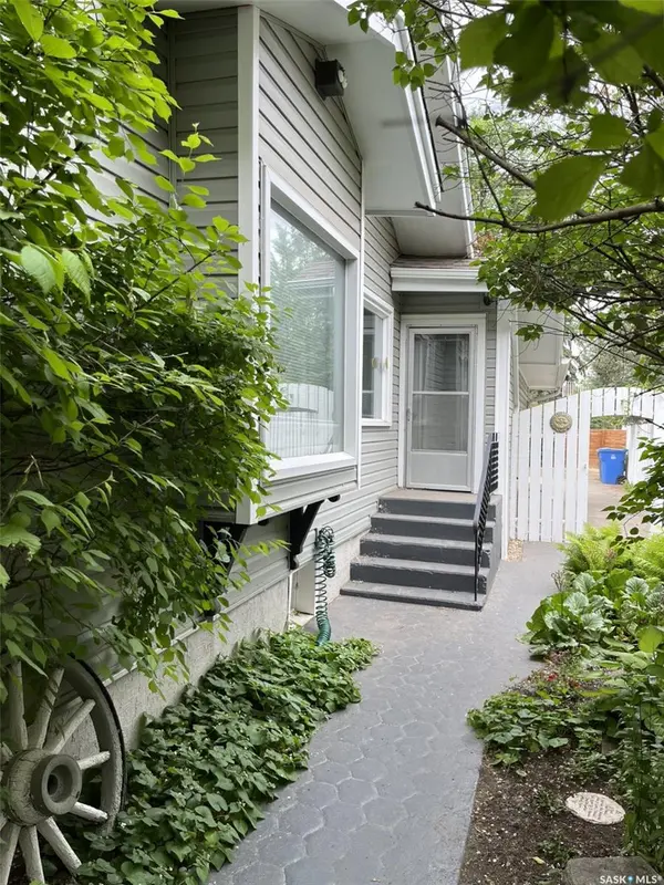 1433 2nd STREET, Estevan, SK S4A 0M5