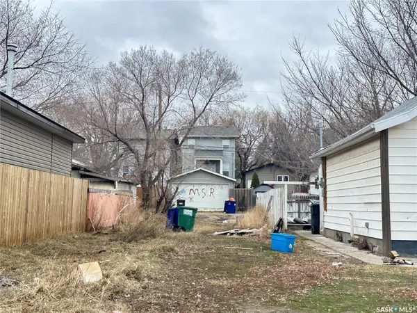 129 M AVENUE S, Saskatoon, SK S7M 2K1