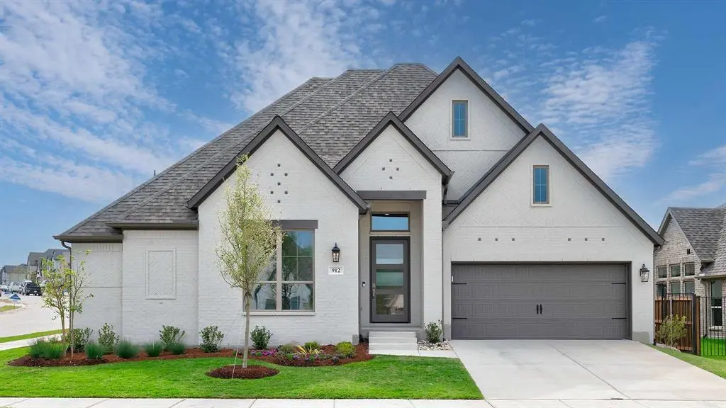 912 River Sky Road, Lavon, TX 75166
