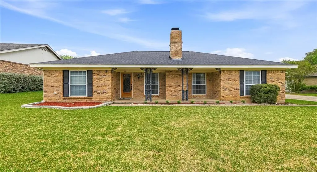 6917 Wilton Drive, Fort Worth, TX 76133