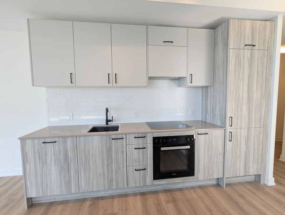 1 Quarrington LN #3607, Toronto C13, ON M3C 0S4