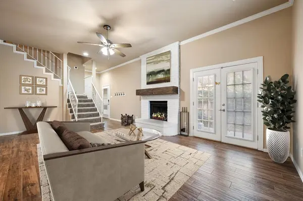 2312 Perkins Road, Arlington, TX 76016