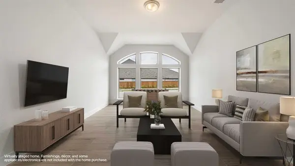 912 River Sky Road, Lavon, TX 75166