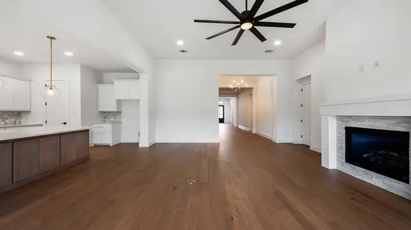 911 River Sky Road, Lavon, TX 75166