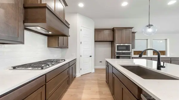 811 River Sky Road, Lavon, TX 75166