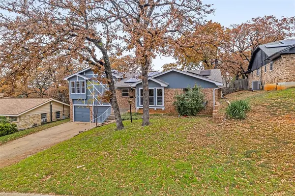 7521 Yolanda Drive, Fort Worth, TX 76112