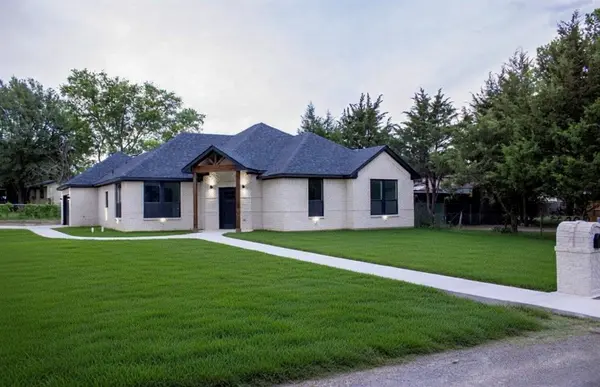 2212 Lakeshore Lane, Glenn Heights, TX 75154