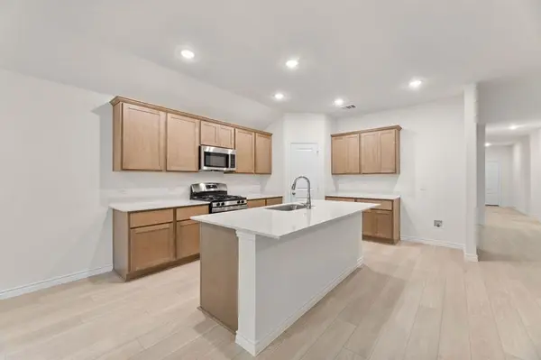 3892 Rose Hill Court, Denison, TX 75020