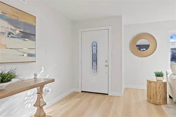 3121 Wayfarer Road, Bedford, TX 76021