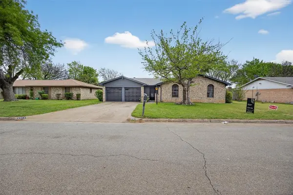 6913 Gettysburg Drive, Forest Hill, TX 76140