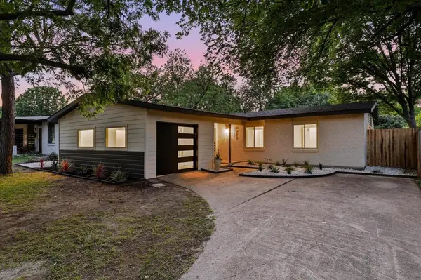 6717 Pimlico Drive, Dallas, TX 75214