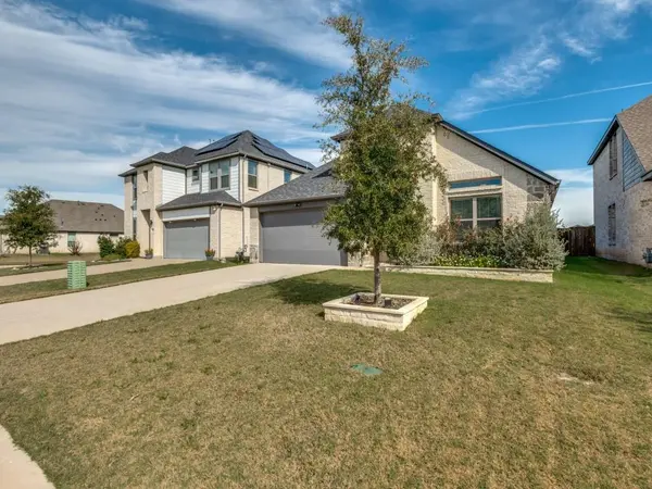 626 Congressional Avenue, Red Oak, TX 75154