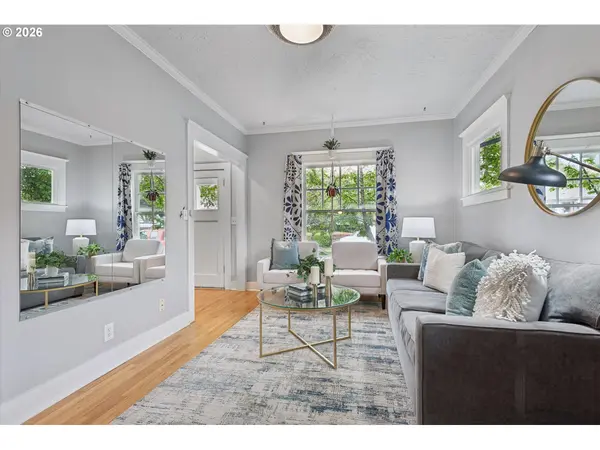 3911 SE LEXINGTON ST, Portland, OR 97202