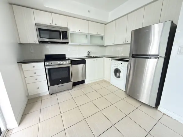 275 Yorkland RD #2803, Toronto C15, ON M2J 0B4