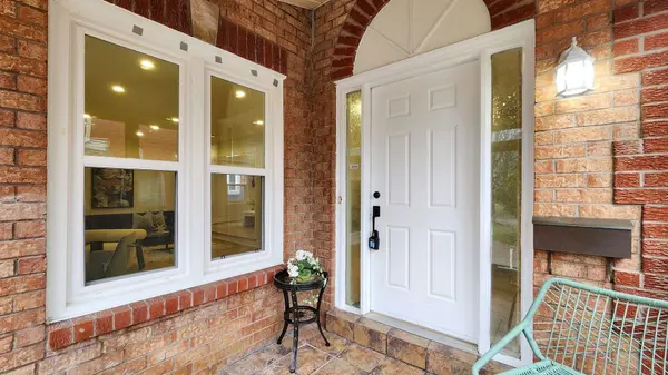 31 Cavalry TRL, Markham, ON L3R 9H3