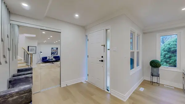 31 Cavalry TRL, Markham, ON L3R 9H3