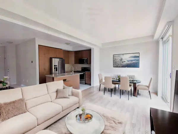 398 Threshing Mill BLVD, Oakville, ON L6H 0P6