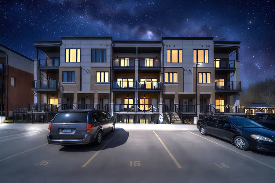 25 Isherwood AVE #5, Cambridge, ON N1R 0E2