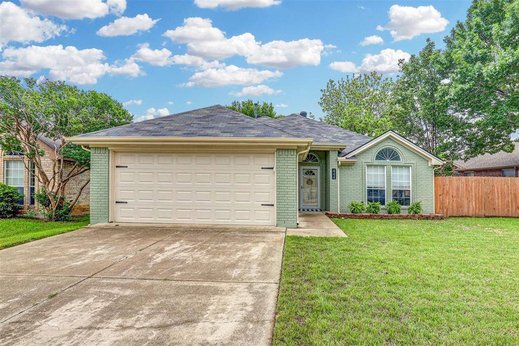 444 Woodridge Drive, Keller, TX 76248