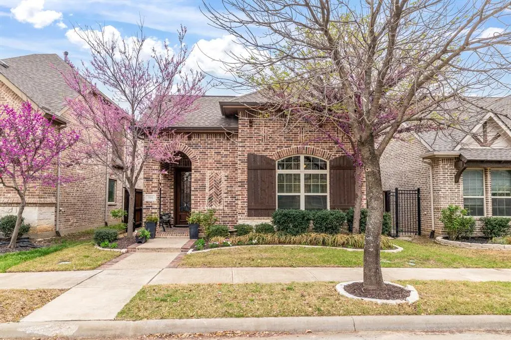 904 Enchanted Wood Drive, Arlington, TX 76005
