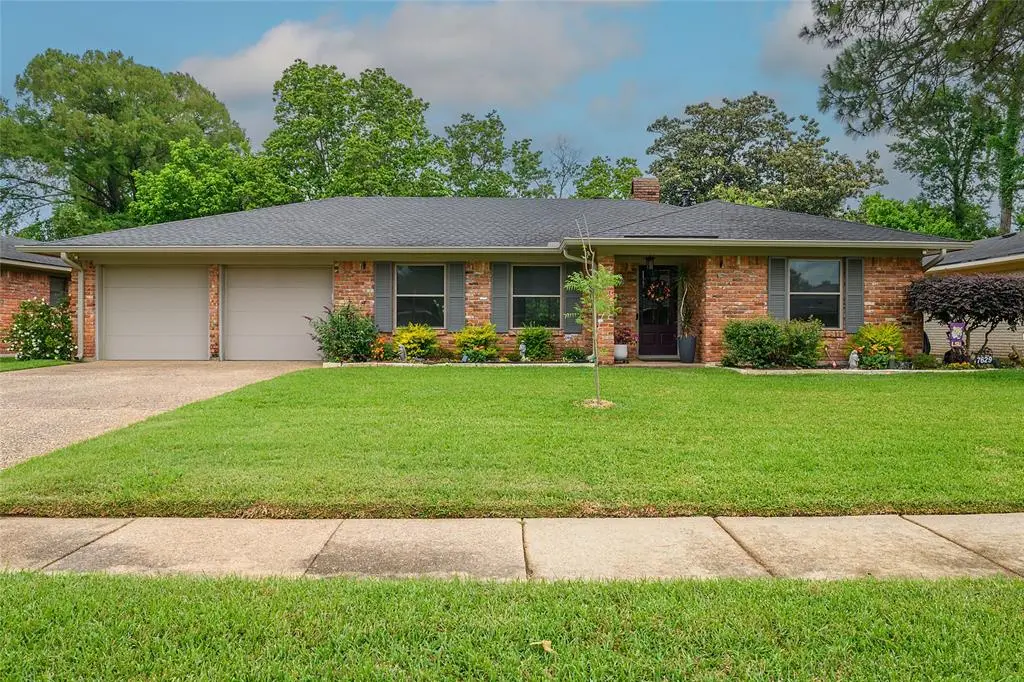 7629 University Drive, Shreveport, LA 71105