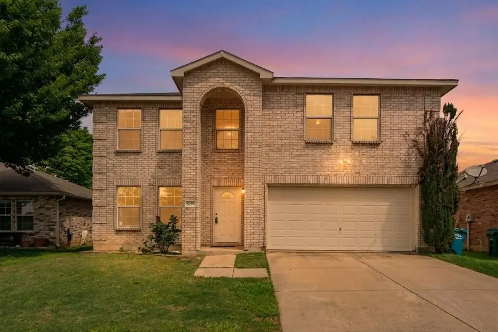 5718 Green Ivy Road, Denton, TX 76210