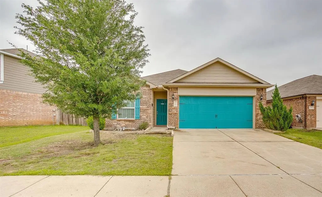 136 Kennedy Drive, Venus, TX 76084