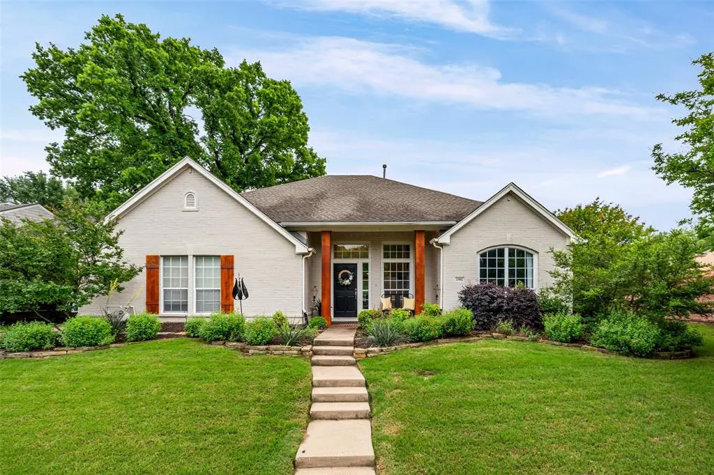 1902 Clear Creek Drive, Weatherford, TX 76087