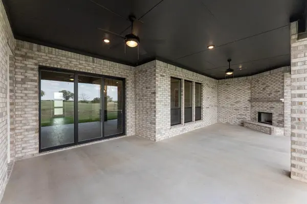 1017 Lake Prairie Trail, Fort Worth, TX 76126