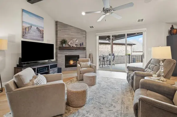 2503 Nueva Way, Mansfield, TX 76063