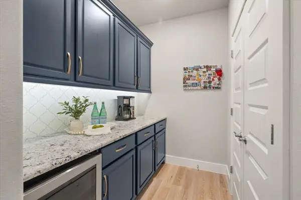 2503 Nueva Way, Mansfield, TX 76063