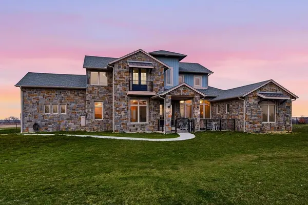 9630 Hackamore Court, Justin, TX 76247