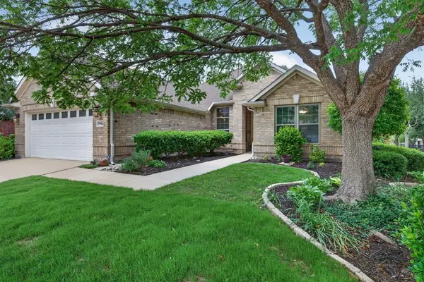 9504 Pinewood Drive, Denton, TX 76207