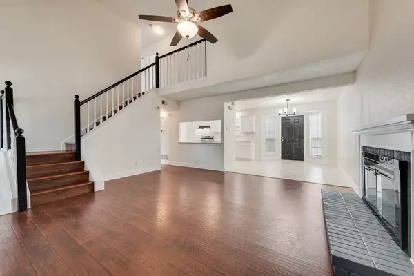 4028 O B Crowe Drive, Dallas, TX 75227