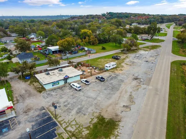 6100 Lt JG Barnett Road, Fort Worth, TX 76114