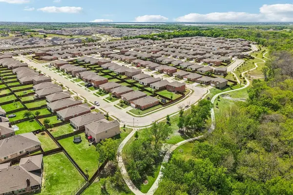 770 Yorkshire Drive, Lavon, TX 75166