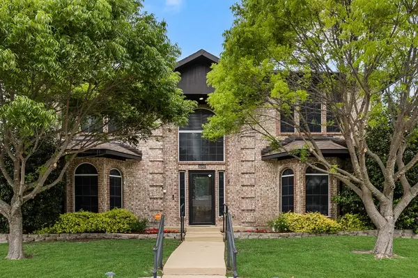 9209 Chimneywood Drive, Rowlett, TX 75089
