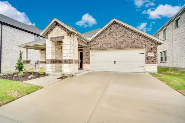 2226 Mustang Way, Seagoville, TX 75159