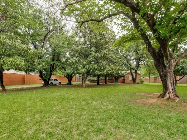 6805 Herbert Road, Colleyville, TX 76034