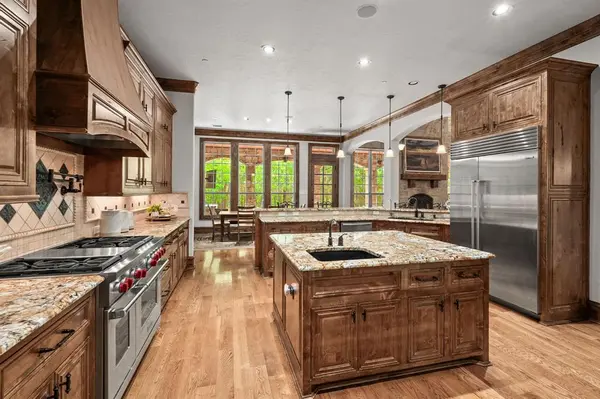 5412 Oakfield Drive, Mckinney, TX 75071